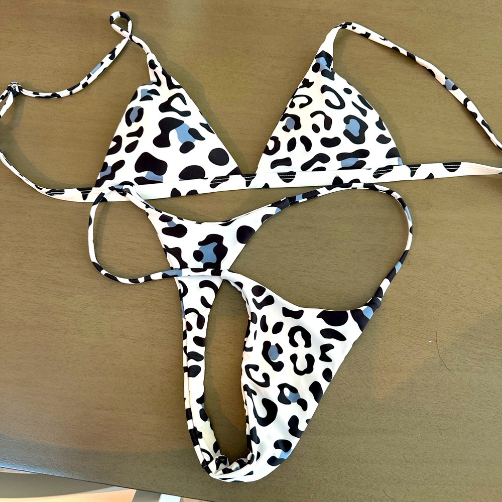 Bikini set- brand new!